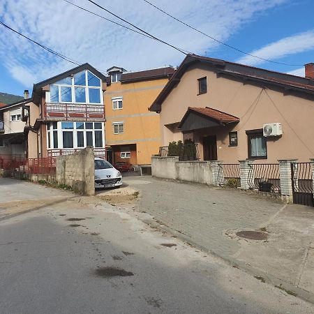 Ferienwohnung Apartman Lan - Free Parking Vranje Exterior foto