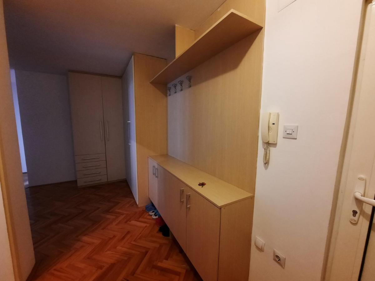 Ferienwohnung Apartman Lan - Free Parking Vranje Exterior foto